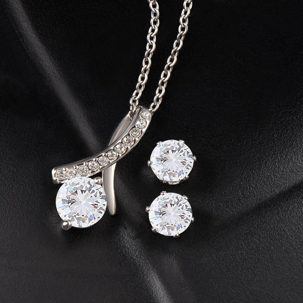 To My Wife - Elegant Necklace Gift | Romantic Jewelry for Anniversary, Birthday & Valentine’s Day